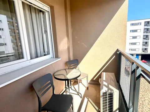 Izdavanje, jednosoban stan, 47m², Stari Aerodrom, Podgorica - image 10