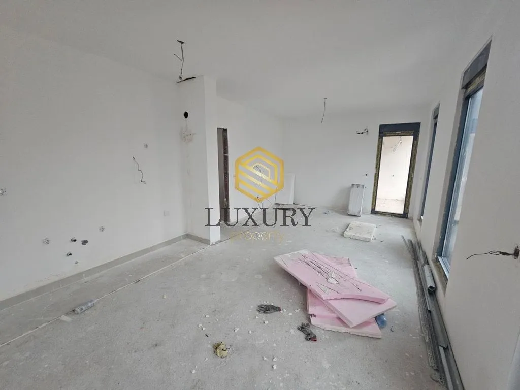 Prodaja, jednosoban stan, 51m², Radovići, Tivat