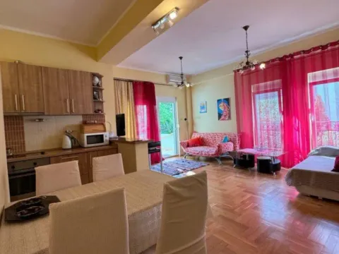 Sale, two bedroom apartment, 64m², Centar, Budva - image 2