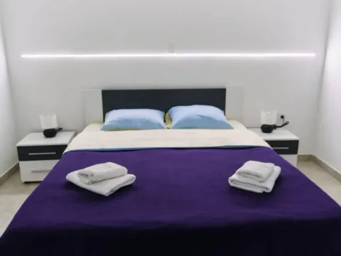 Rent, apartment, 50m², Podkošljun, Budva - image 2