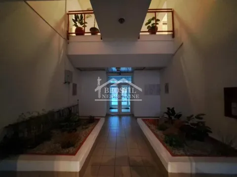 Izdavanje, dvosoban stan, 51m², Novi Beograd Sve Podlokacije, Beograd - image 12