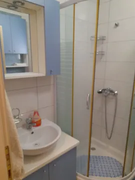 Rent, two bedroom apartment, 70m², Kalimanj, Tivat - image 11