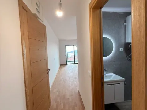 Prodaja, jednosoban stan, 43m², Bečići, Budva - image 4