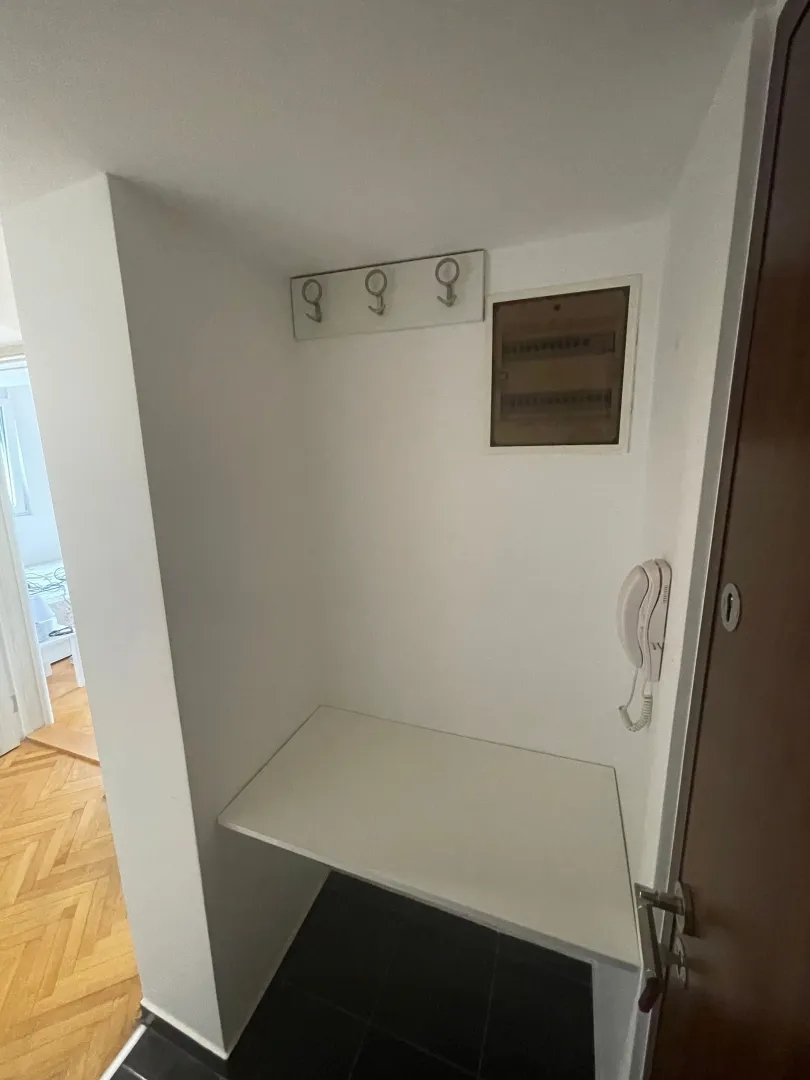 Izdavanje, jednosoban stan, 35m², Igalo, Herceg Novi