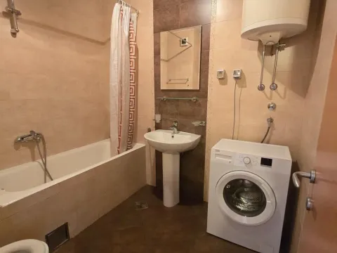 Prodaja, dvosoban stan, 64m², Stari Aerodrom, Podgorica - image 15