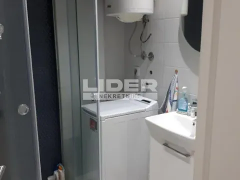 Rent, two bedroom apartment, 55m², Savski Venac, Beograd - image 2