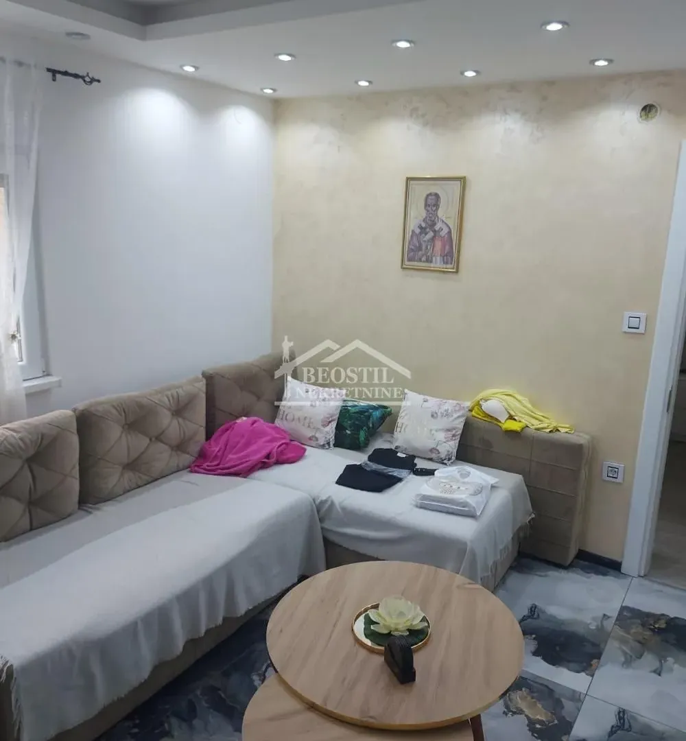 Izdavanje, dvosoban stan, 72m², Lekino Brdo, Voždovac Sve Podlokacije