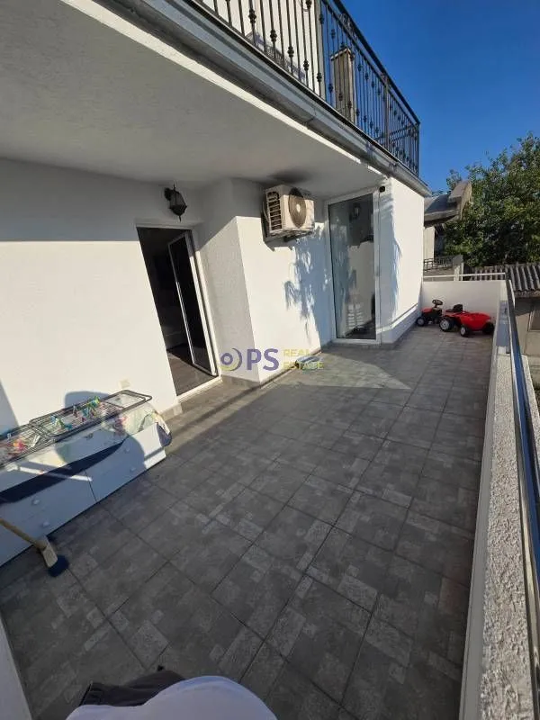 Sale, two bedroom apartment, 100m², Sutomore, Bar