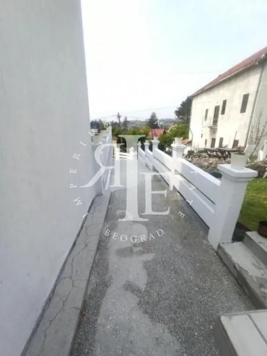 Sale, house, 300m², Mala Moštanica, Obrenovac