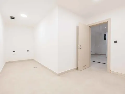 Sale, house, 240m², Kamenovo, Budva - image 37