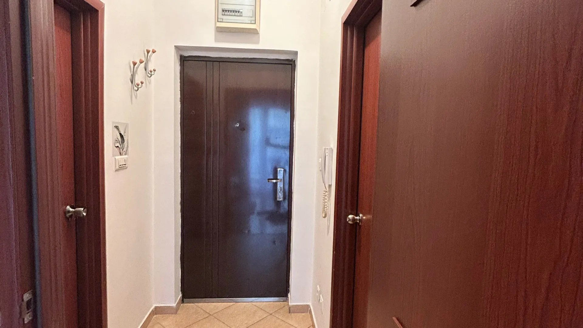 Stan-na-dan, garsonjera, 29m², Blok 9, Podgorica