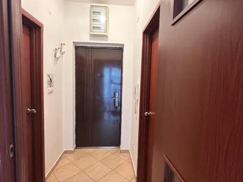 Daily-rent, one bedroom apartment, 29m², Blok 9, Podgorica - image 5