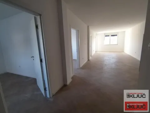 Prodaja, četvorosoban stan, 87m², Adice, Novi Sad Sve Podlokacije - image 2