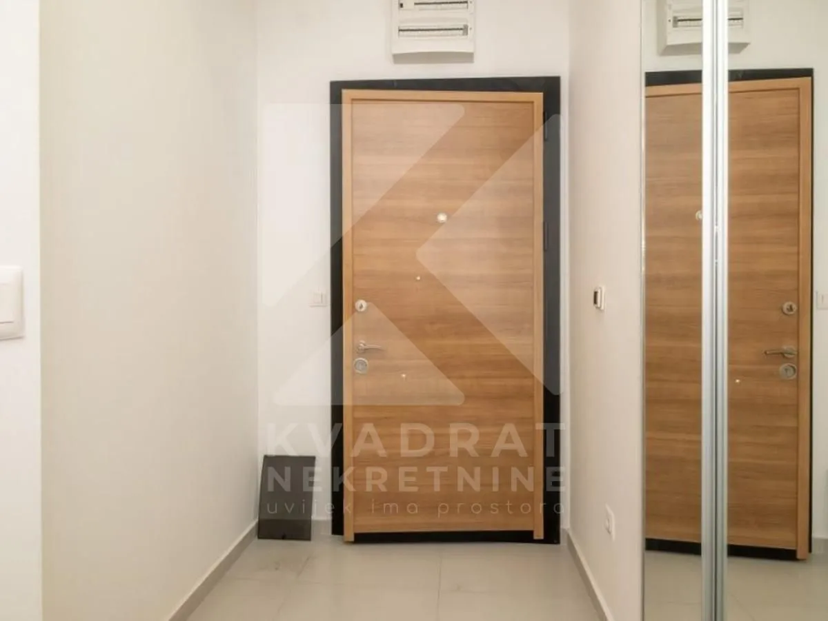 Prodaja, trosoban stan, 96m², Gornja Gorica, Podgorica