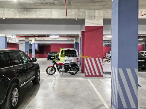 Izdavanje, trosoban stan, 96m², Master Kvart, Podgorica - image 12