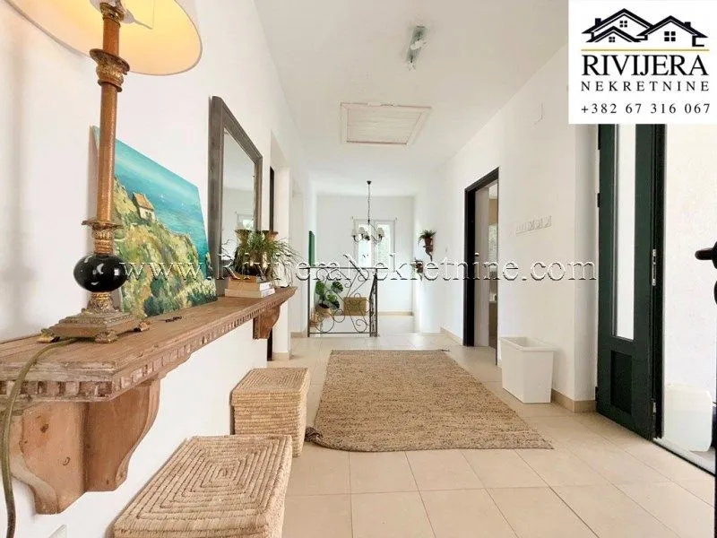 Prodaja, kuća, 212m², Đenovići, Herceg Novi