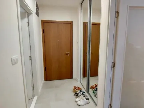 Izdavanje, jednosoban stan, 49m², Central Point, Podgorica - image 6