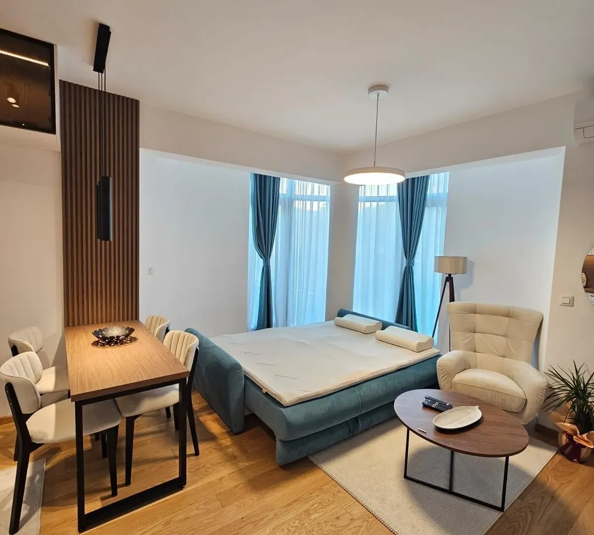 Rent, one bedroom apartment, 62m², Bečići, Budva