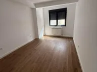 Prodaja, trosoban stan, 71m², Lekino Brdo, Voždovac Sve Podlokacije - image 1