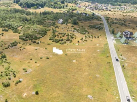 Prodaja, plac, 62985m², Žabljak, Crna Gora - image 3