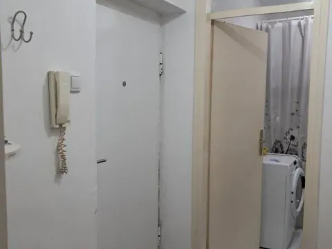 Izdavanje, jednosoban stan, 32m², Novo naselje, Novi Sad - image 7