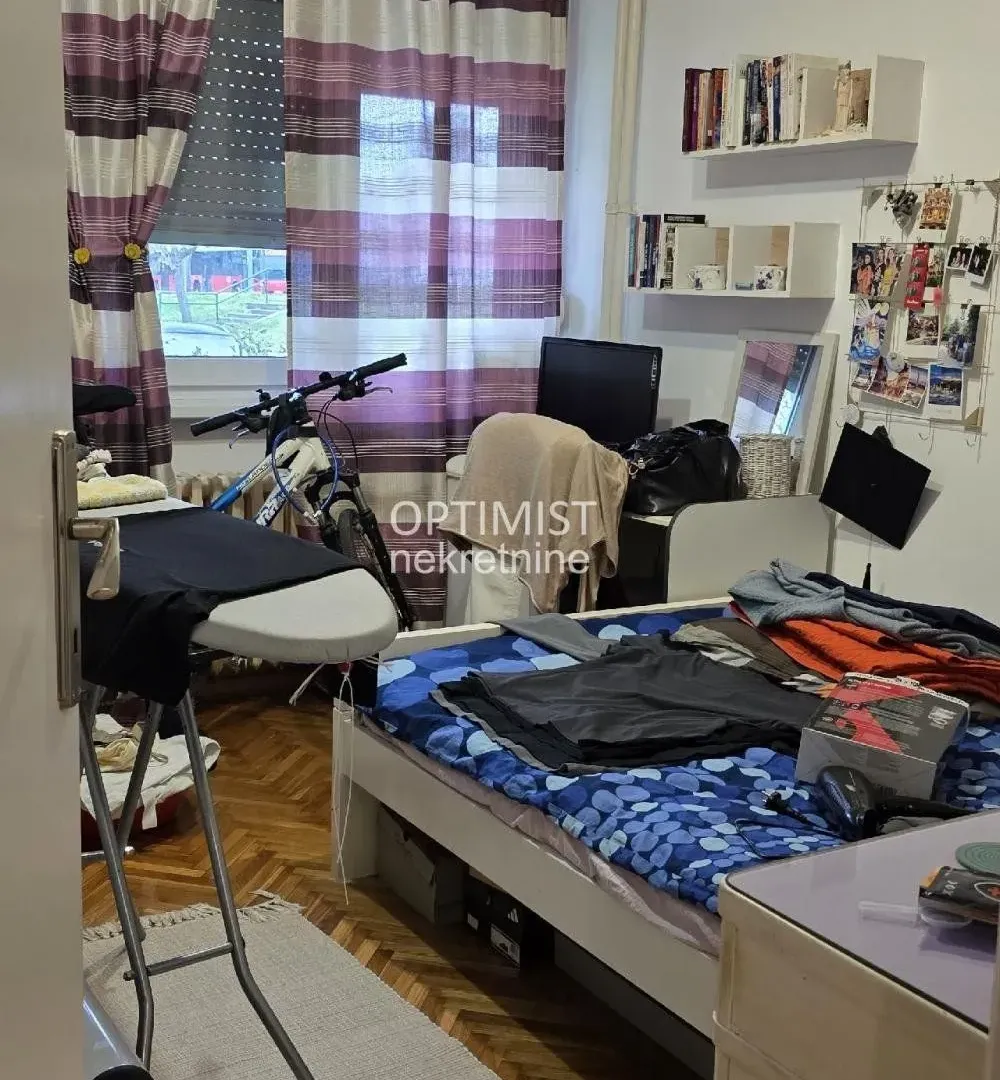 Prodaja, četvorosoban stan, 68m², Novi Beograd Sve Podlokacije, Beograd