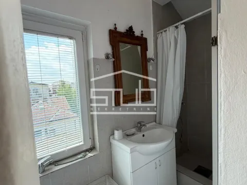 Rent, four bedroom apartment, 150m², Neimar, Vračar Sve Podlokacije - image 18