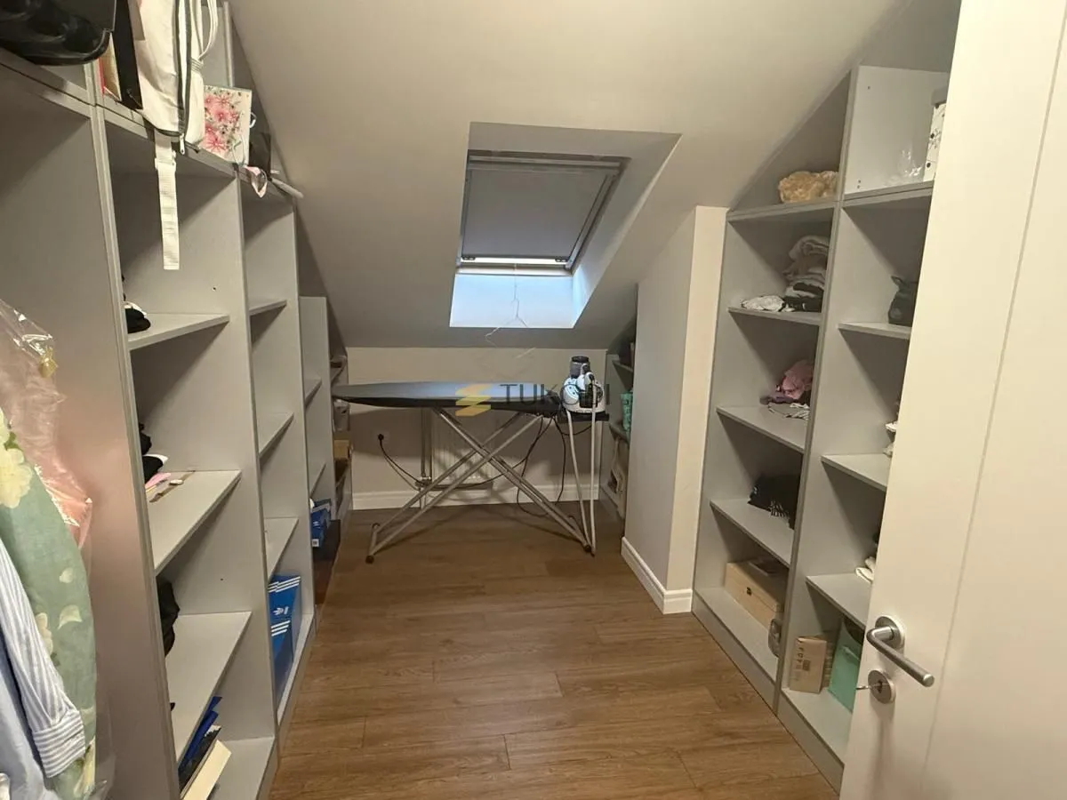 Prodaja, stan, 146m², Rotkvarija, Novi Sad Sve Podlokacije