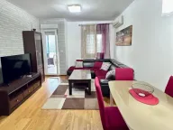 Izdavanje, jednosoban stan, 49m², City Kvart, Podgorica - image 11