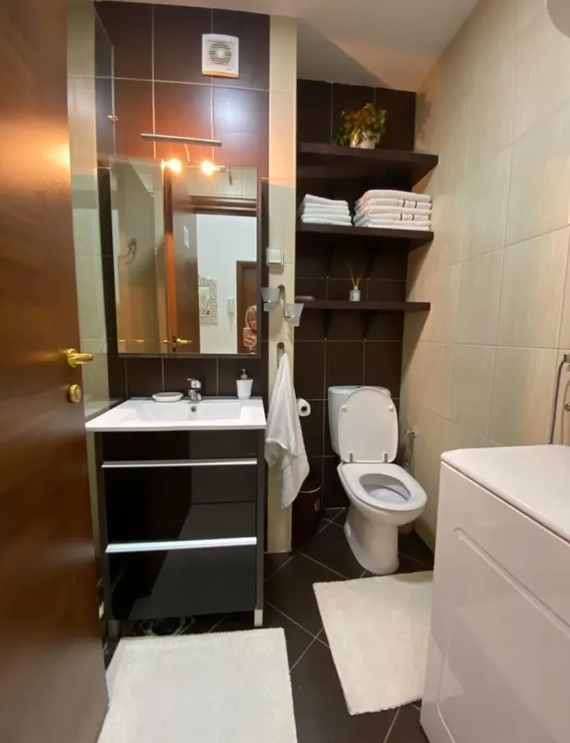 Izdavanje, jednosoban stan, 52m², City Kvart, Podgorica