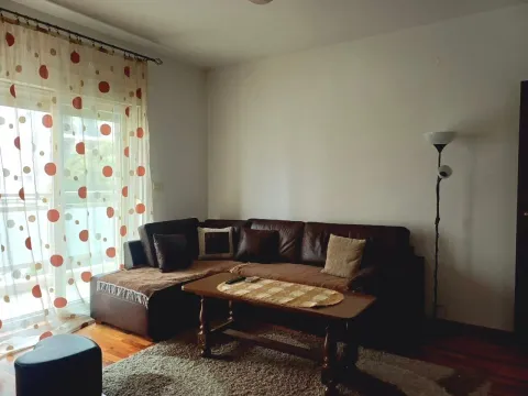 Izdavanje, jednosoban stan, 54m², City Kvart, Podgorica - image 5