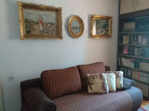 Izdavanje, dvosoban stan, 52m², Centar, Bar - image 8