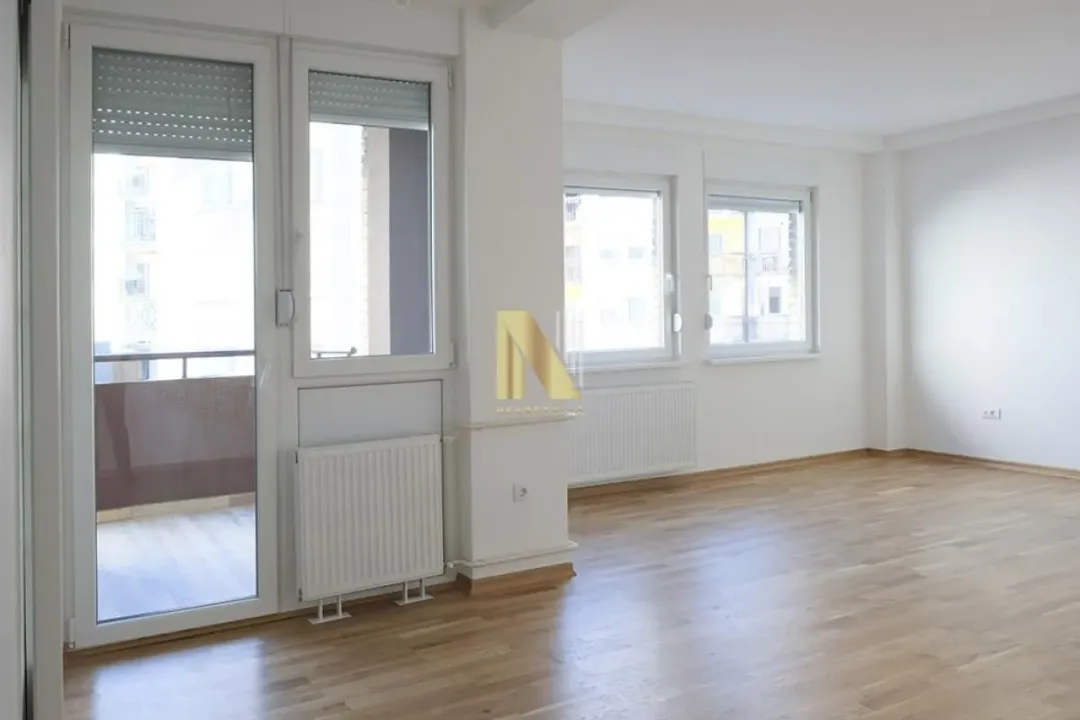Rent, two bedroom apartment, 55m², Bulevar Oslobodjenja, Novi Sad Sve Podlokacije