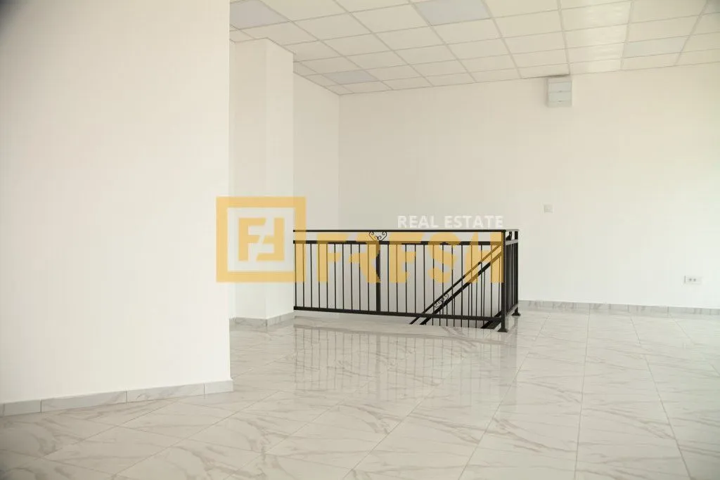 Rent, office space, 84m², Stari Aerodrom, Podgorica