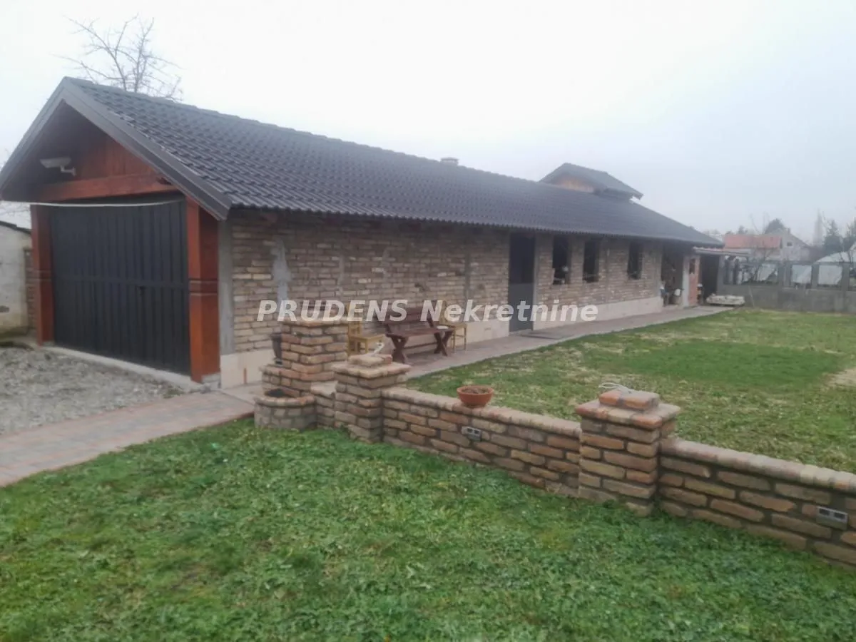 Sale, house, 190m², Surčin, Beograd