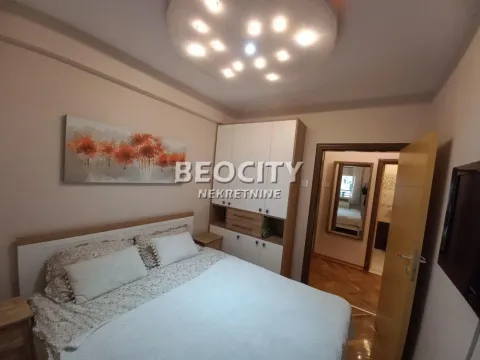 Izdavanje, trosoban stan, 81m², Centar, Novi Sad - image 10