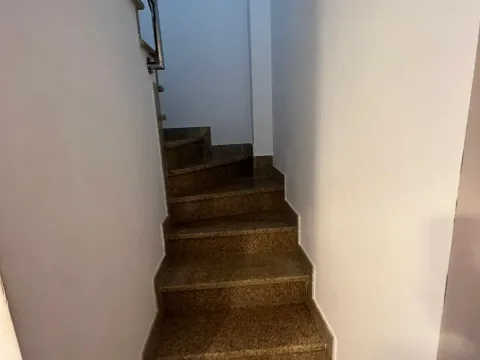 Sale, three bedroom apartment, 95m², Bar, Crna Gora - image 11