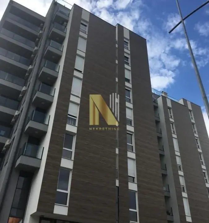 Izdavanje, jednosoban stan, 41m², Adamovićevo Naselje, Novi Sad Sve Podlokacije
