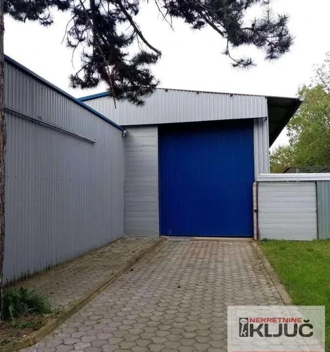 Izdavanje, poslovni prostor, 210m², Veternik, Novi Sad Sve Podlokacije