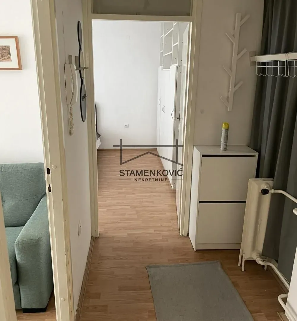 Izdavanje, dvosoban stan, 39m², Liman 3, Novi Sad Sve Podlokacije