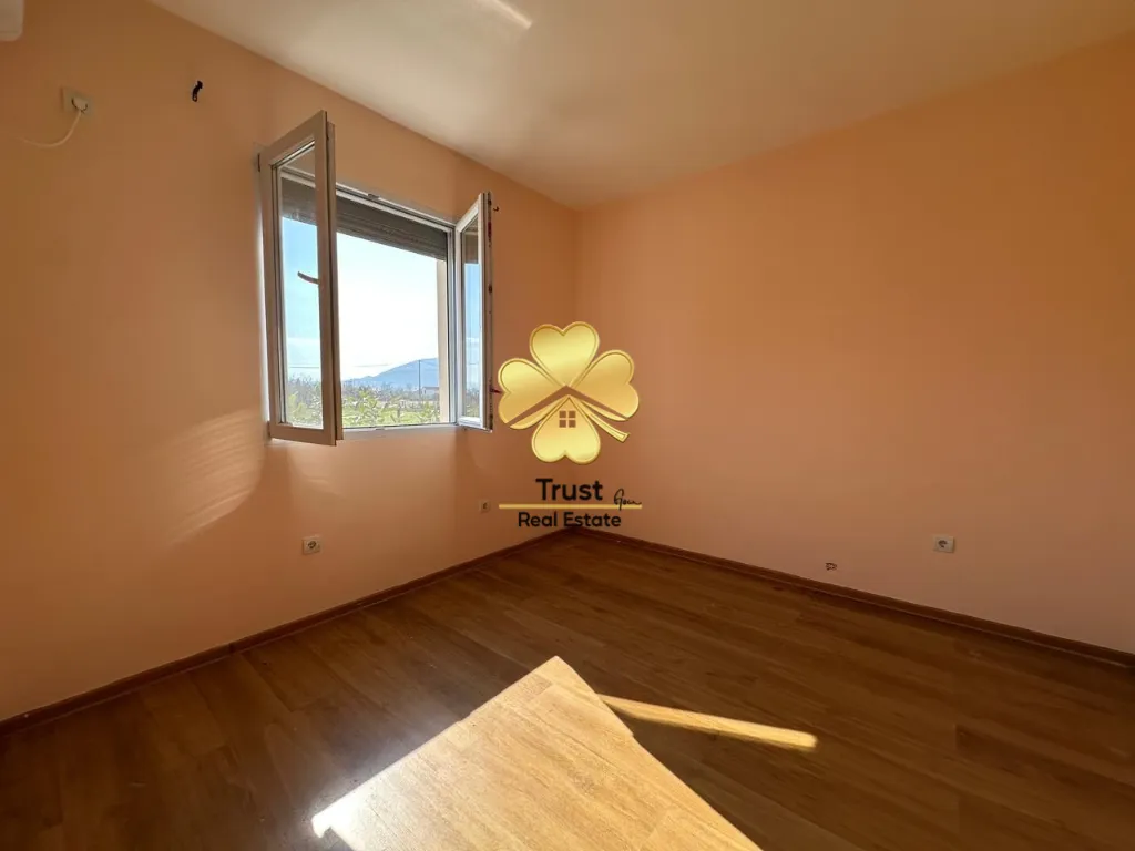 Rent, house, 150m², Donji Kokoti, Podgorica
