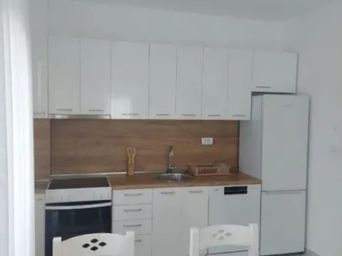 Izdavanje, dvosoban stan, 61m², Zagorič, Podgorica - image 7