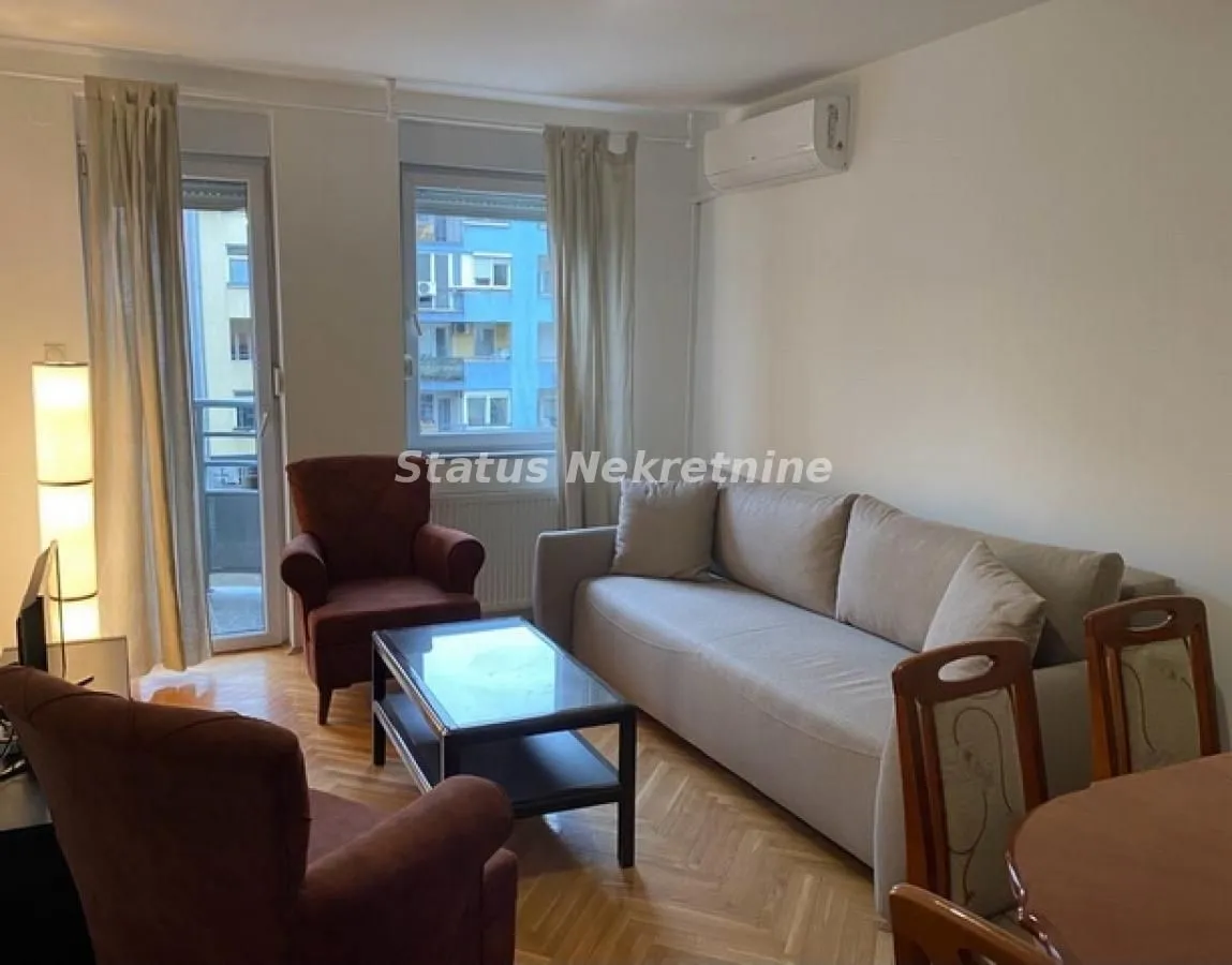 Izdavanje, trosoban stan, 75m², Nova Detelinara, Novi Sad Sve Podlokacije