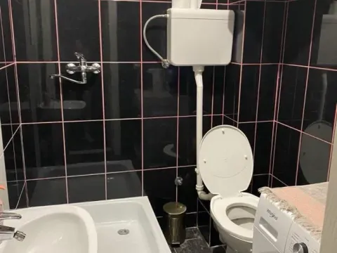 Prodaja, četvorosoban stan, 98m², Bulevar patrijarha Pavla, Novi Sad Sve Podlokacije - image 4