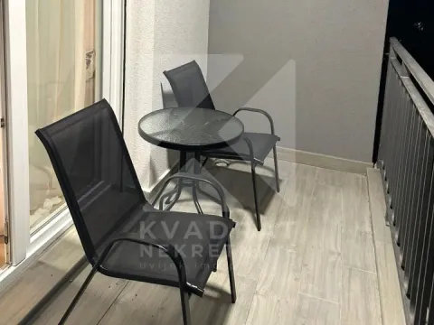 Izdavanje, jednosoban stan, 57m², Momišići, Podgorica - image 9