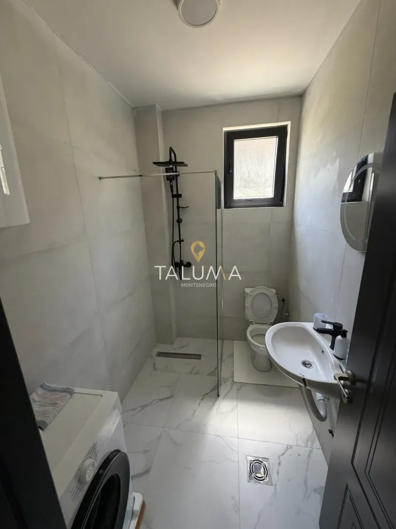 Rent, studio apartment, 31m², Zagorič, Podgorica