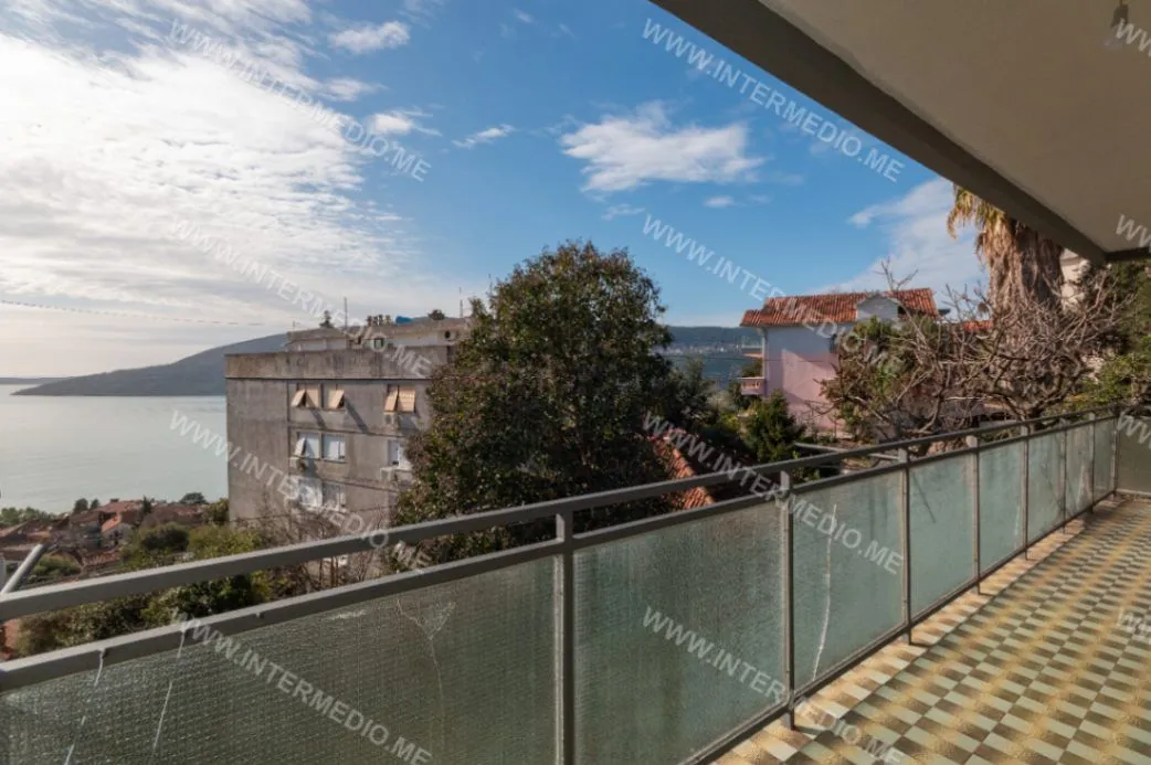 Prodaja, kuća, 213m², Centar, Herceg Novi