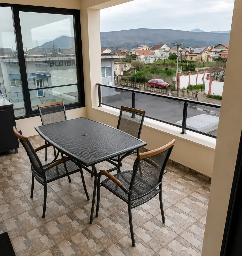 Prodaja, kuća, 270m², Gornja Gorica, Podgorica