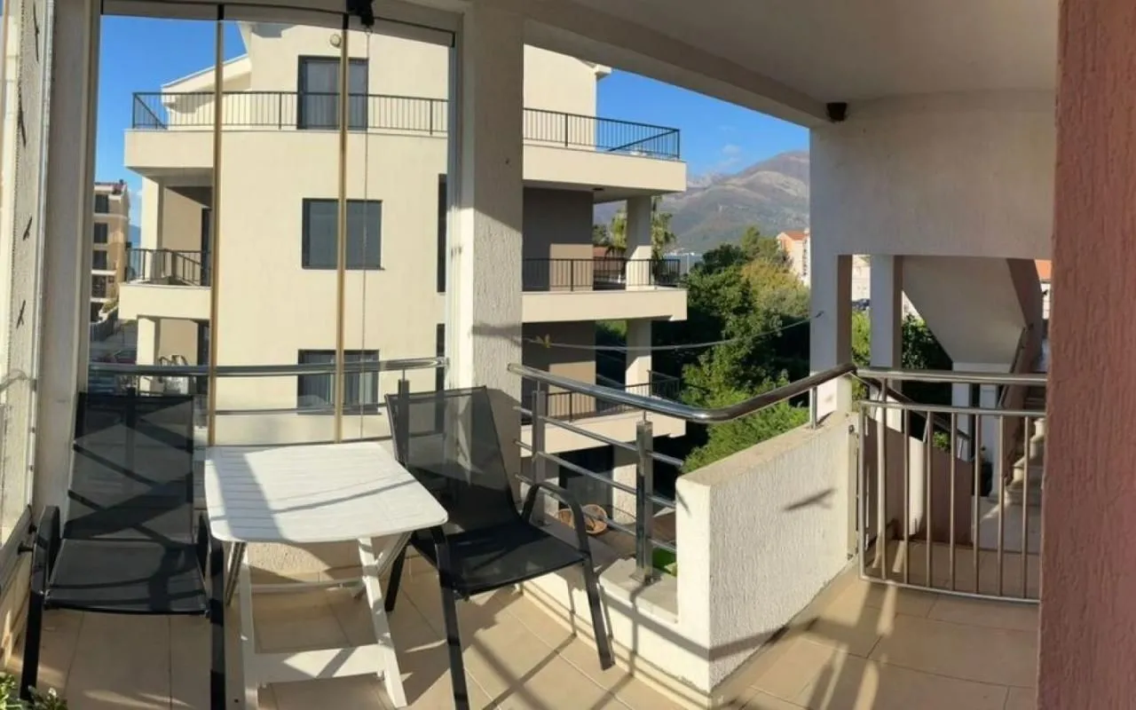 Prodaja, dvosoban stan, 51m², Donja Lastva, Tivat