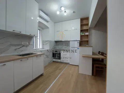 Rent, one bedroom apartment, 40m², Stari Grad Kotor, Kotor - image 5